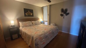 1 sovrum, strykjärn/strykbräda, wi-fi och sängkläder