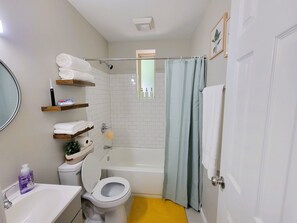 Hårtørrer, håndklæder, Sæbe, Shampoo