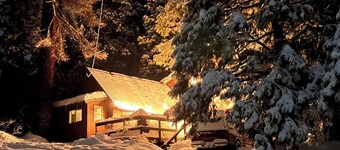 Cozy Cabin near the entrance to Lassen National Park