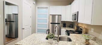 Cozy 1-bedroom 1 bath condo in walking distance to downtown Lafayette.