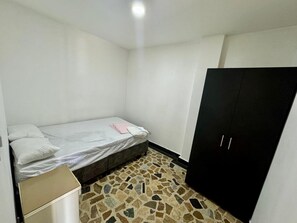 家庭公寓, 城市景 | 書桌、手提電腦工作空間