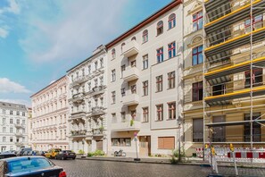Exterior - Ideal Kreuzberg 1BR, Move-In-Ready w/ Full Kitchen, by Blueground (Berlin)