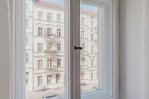 Interior - Ideal Kreuzberg 1BR, Move-In-Ready w/ Full Kitchen, by Blueground (Berlin)