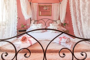 1 bedroom, iron/ironing board, WiFi, bed sheets - Living suite Rosafragola in the heart of Arezzo (Arezzo)