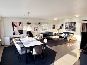 Dining - Lovely house with a view of the Limfjord (Vesløs)