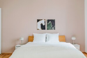 1 chambre, fer et planche à repasser, Wi-Fi, draps fournis