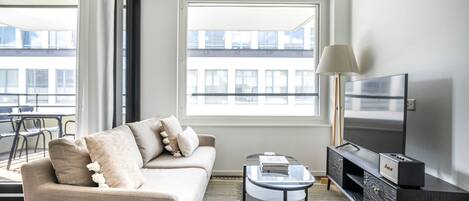 Télévision, chaîne hi-fi