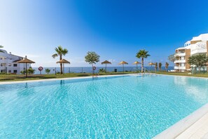 Pool - Isea Calaceite, 2 bedroom (Llanos, Los (Torrox-Costa))