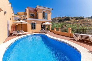 Pool - Private villa in Tamango Hill (Torrox)