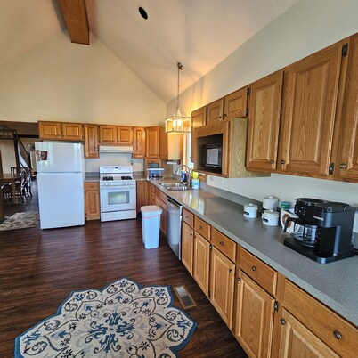 Charming & Historic 4-bedroom Farmhouse in Rock Creek with HVAC, WiFi