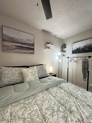 Interior - DT Dallas LUXE Staycation 1Bd1Ba (Dallas)