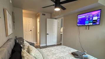 1 bedroom, iron/ironing board, free WiFi, bed sheets