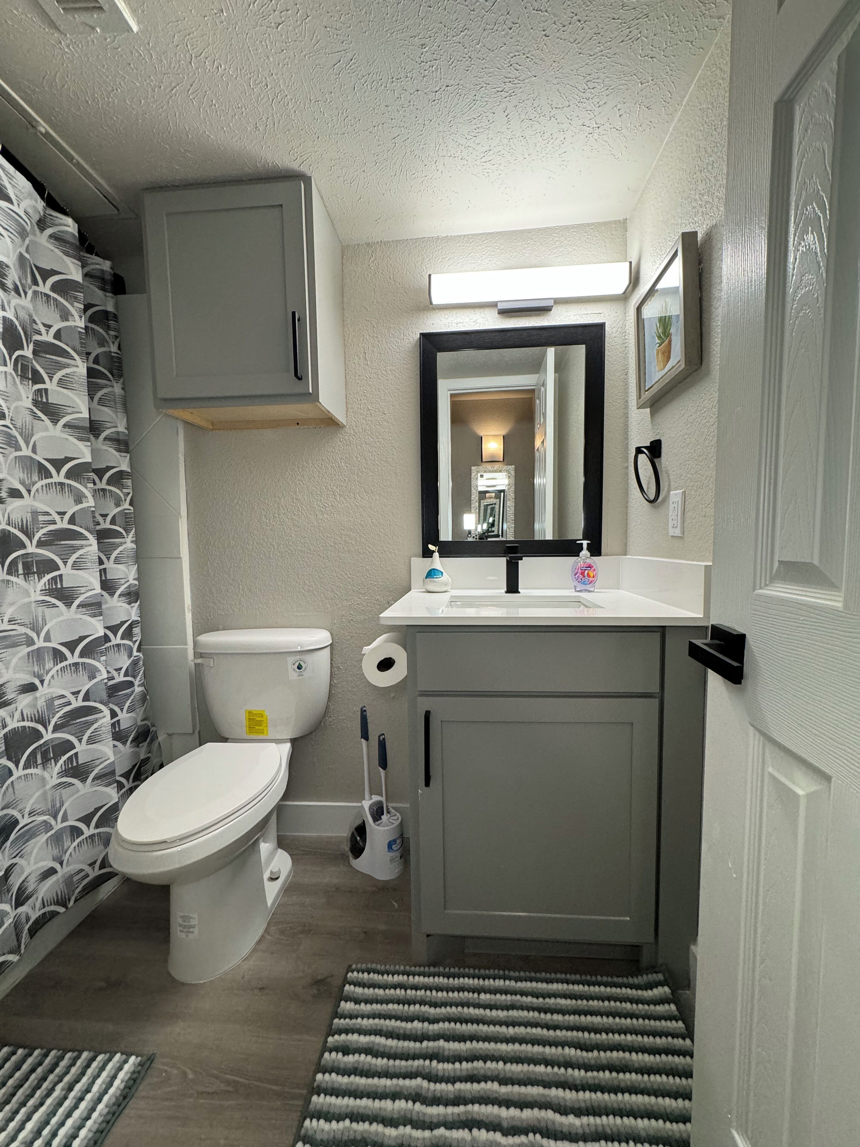 ヘアドライヤー、タオル、石鹸、シャンプー