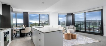 Elegant Retreat with Pool, Gym & Cinema in ACT