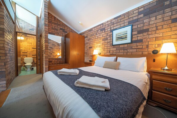 Basic Loft, Garden View