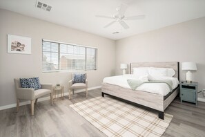 6 bedrooms, desk, iron/ironing board, WiFi