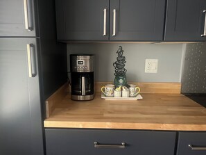 Interior - CLOSE TO VT - New renovation-4 bedroom townhouse-near a bus stop-with parking! (Blacksburg)