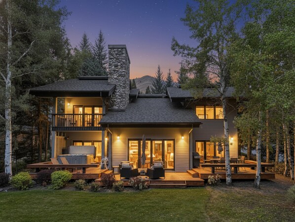 Terrace/patio - Luxury Warm Springs Retreat: Riverfront, Hot Tub, & Steps to Lifts (Ketchum)