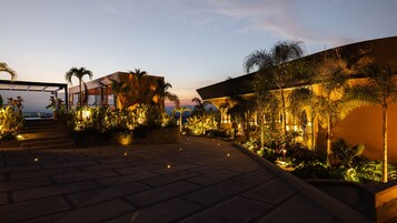 Πρόσοψη καταλύματος