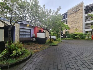 Mặt tiền nơi lưu trú