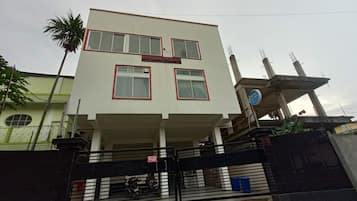 Façana frontal de l'allotjament