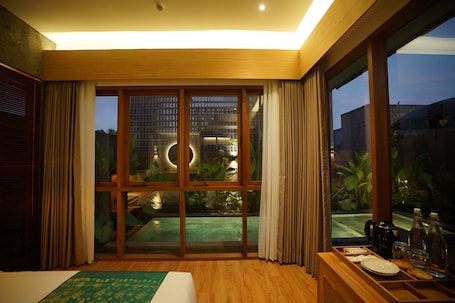 1 habitación, escritorio y espacio para trabajar con laptop