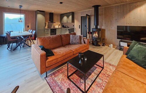 Awesome home in Rauland