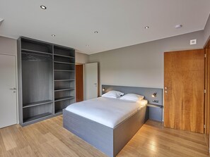 4 Schlafzimmer, Internetzugang