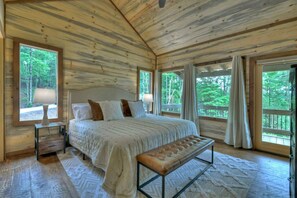 3 soveværelser, skrivebord, gratis Wi-Fi, sengetøj