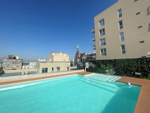 حمام سباحة