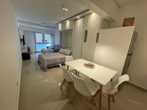 Leilighet, 1 soverom, tilgjengelighetstilpasset, røyk | Spiseområde