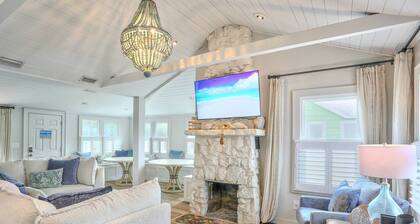 Beach House with Space for All. Steps to Beach. Near Johns Pass. Tickets Daily to Top Attractions.