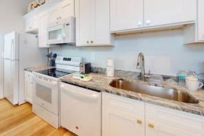 Fridge, microwave, dishwasher, coffee/tea maker