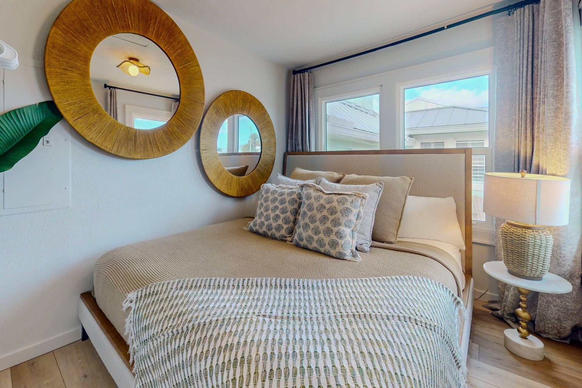 4 bedrooms, free WiFi, bed sheets