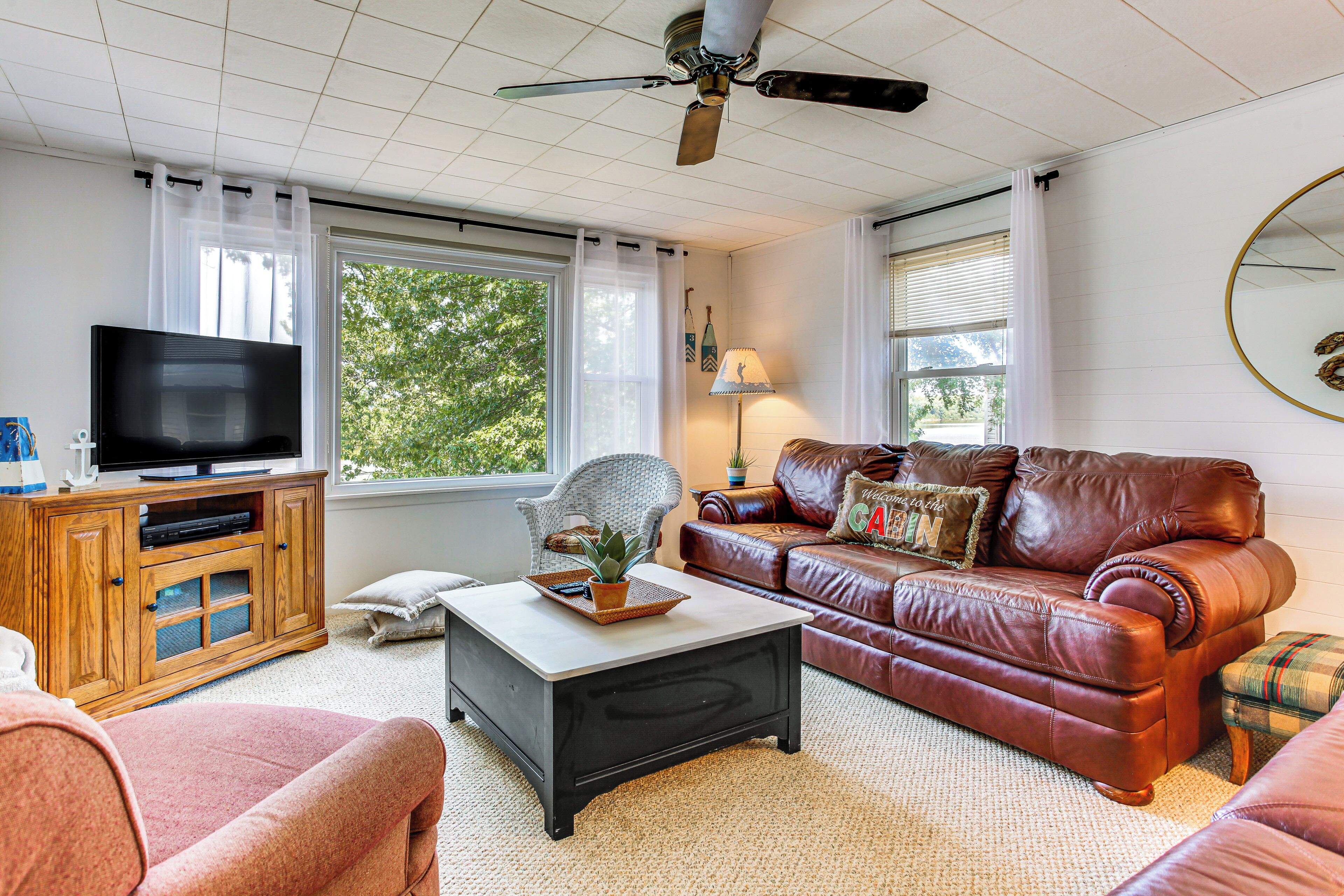 Televisión y reproductor de DVD 