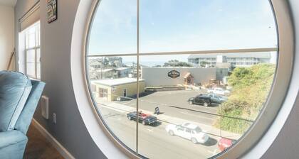 Oceanic Mirage - Newly Remodeled Family Friendly Ocean View