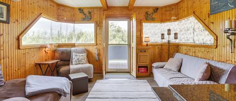 1 bedroom, Internet, bed sheets