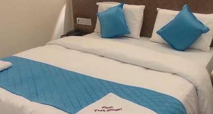 Hotel Paramount