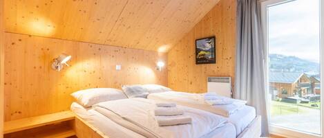 4 bedrooms, Internet