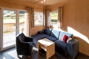 Een smart-tv en een open haard