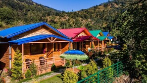 Front of property - Hilltop Cottage Pangot (Nainital)