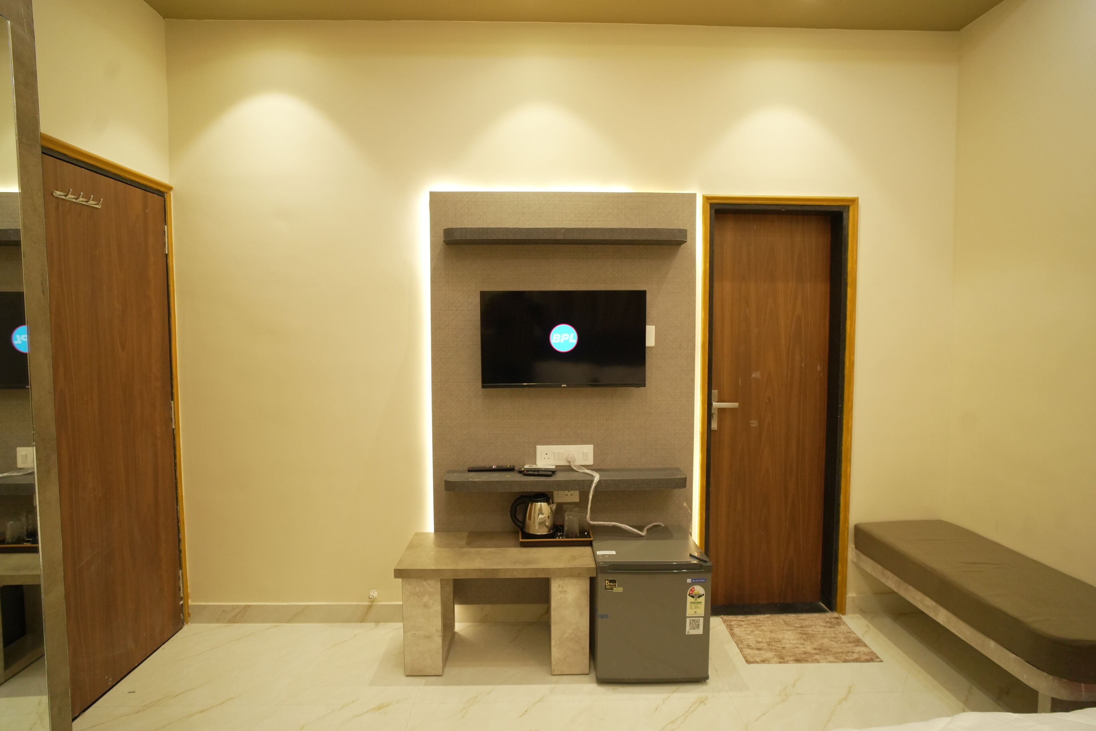 Luxury Room, Refrigerator, City View | Egyptian cotton sheets, premium bedding, Select Comfort beds, free WiFi