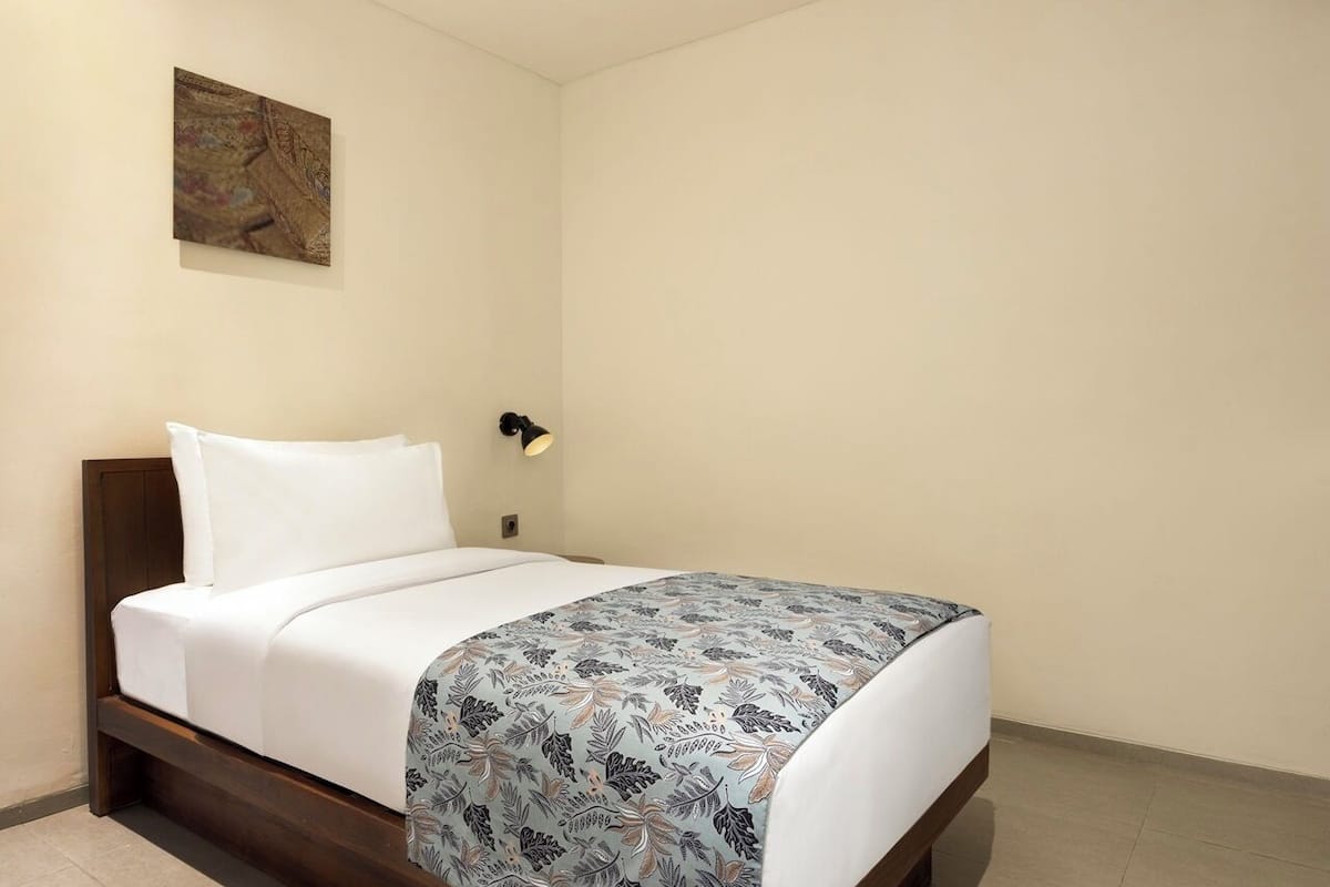 1 bedroom, in-room safe, desk, blackout drapes