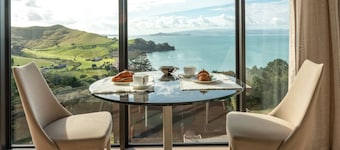 Omana Luxury Villa on Waiheke Island Four intimate villas with private beach