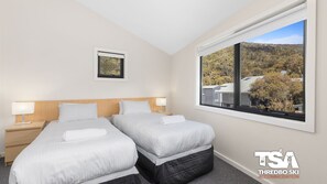 3 chambres, fer et planche à repasser, Wi-Fi gratuit