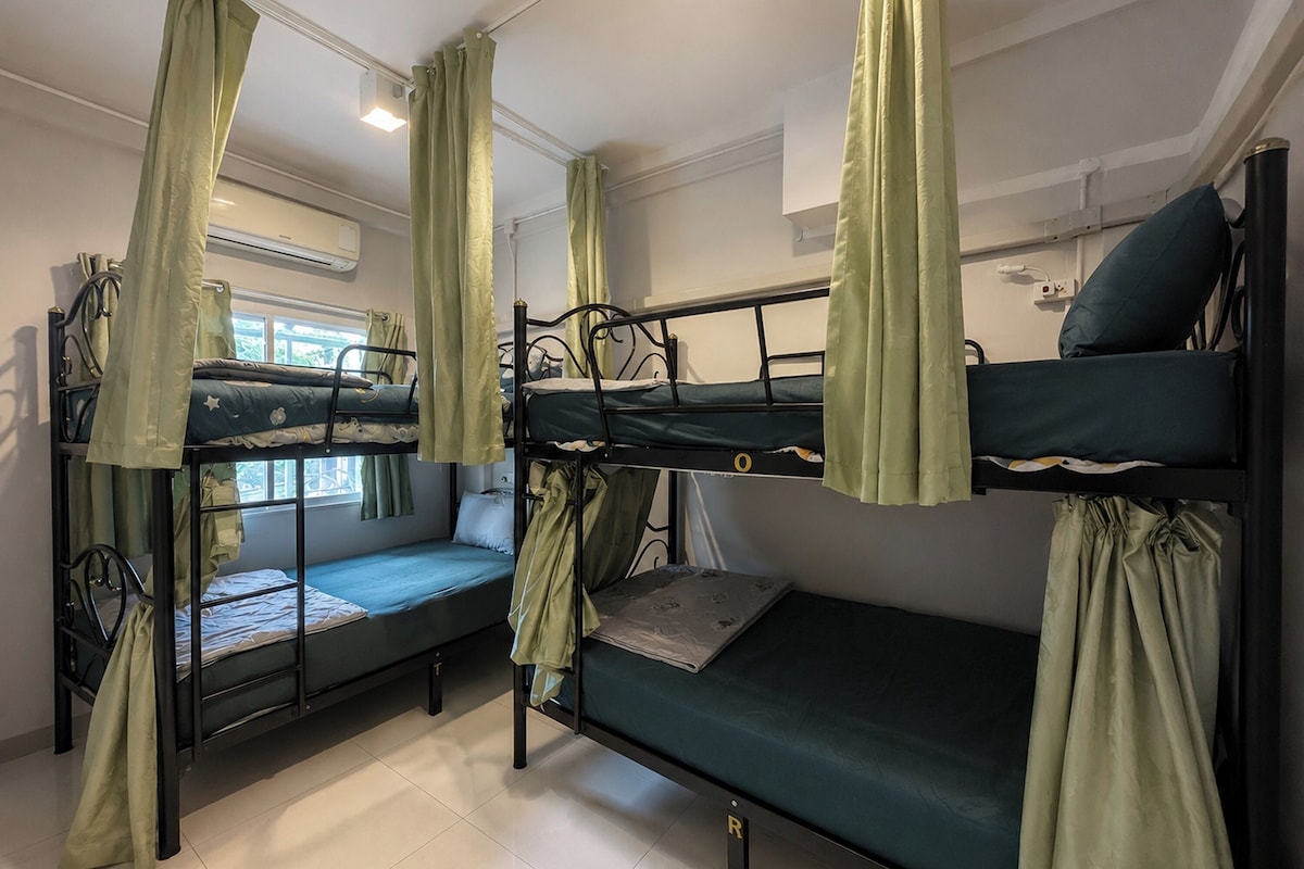 Shared Dormitory, Mixed Dorm | Desk, WiFi (free), bed sheets