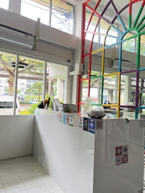 Exterior - Lemon Tree Khaosan Hostel (Bangkok)