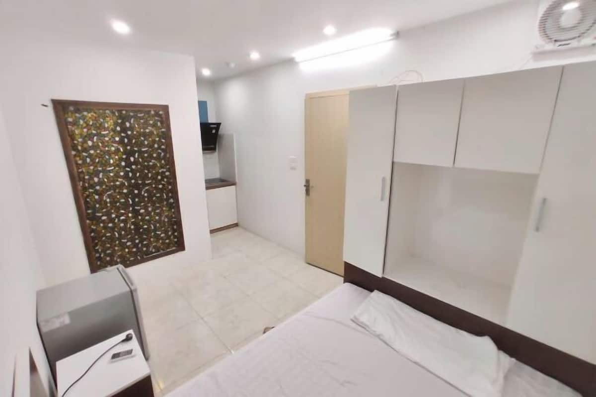 Literie hypoallergénique, bureau, Wi-Fi gratuit, draps fournis