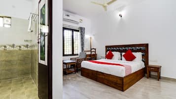 Deluxe Double or Twin Room | Bathroom