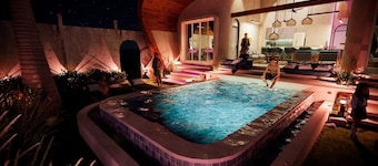 Avant-garde green architecture in Palawan